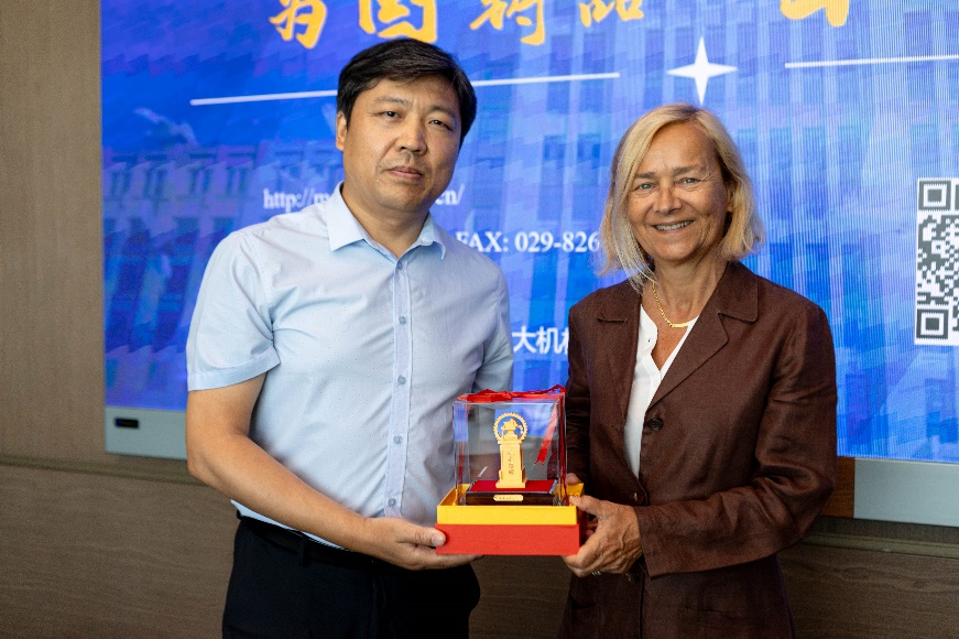 凯发娱乐